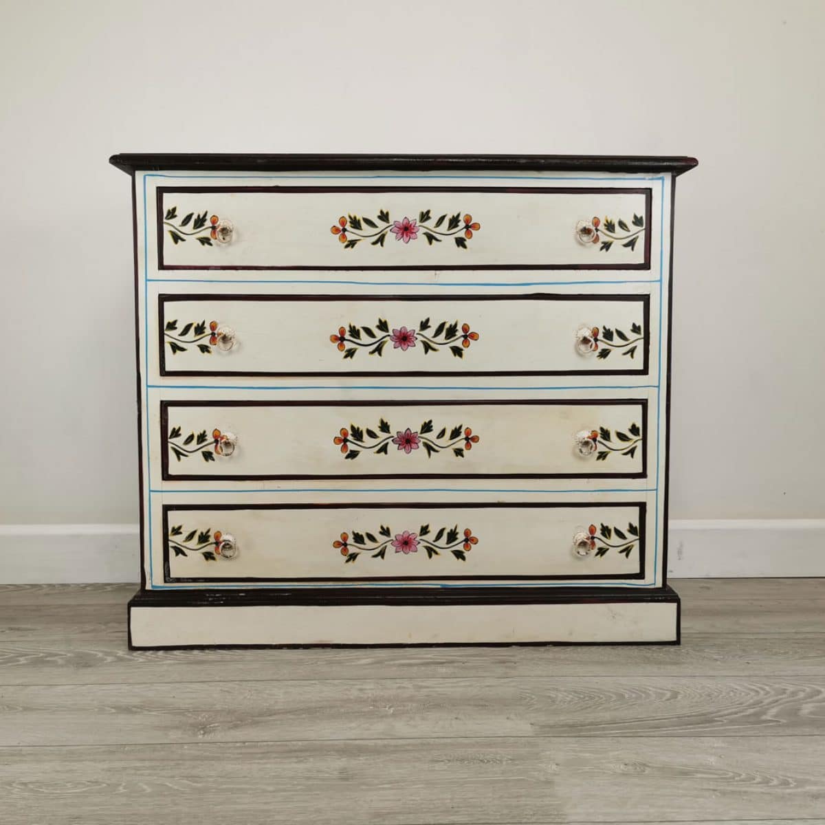 Cream with Flower Design Painted Chest of Drawers Iris Furnishing