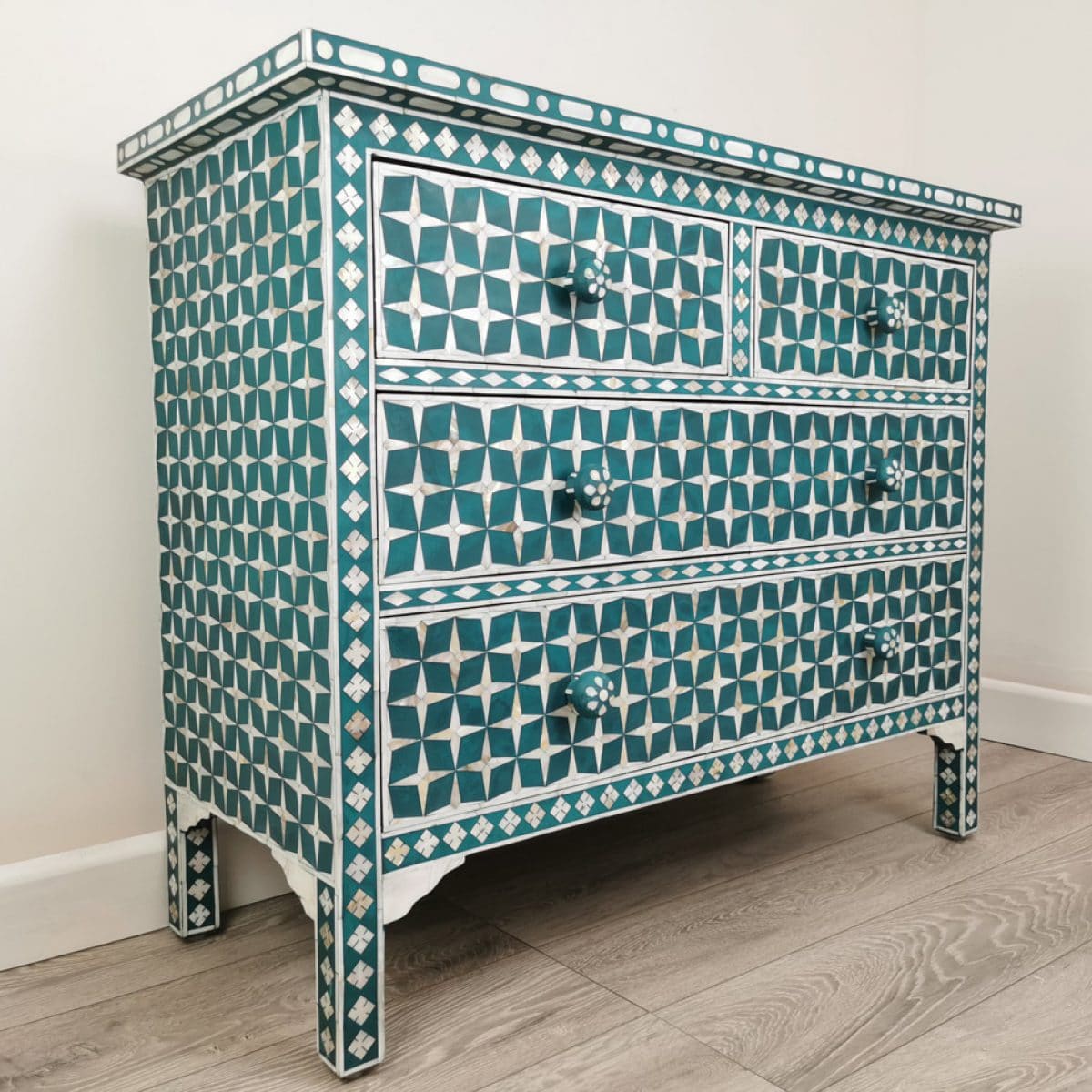 Iris Furnishing Ltd - Beautiful, Unique, Hand Made India Furniture