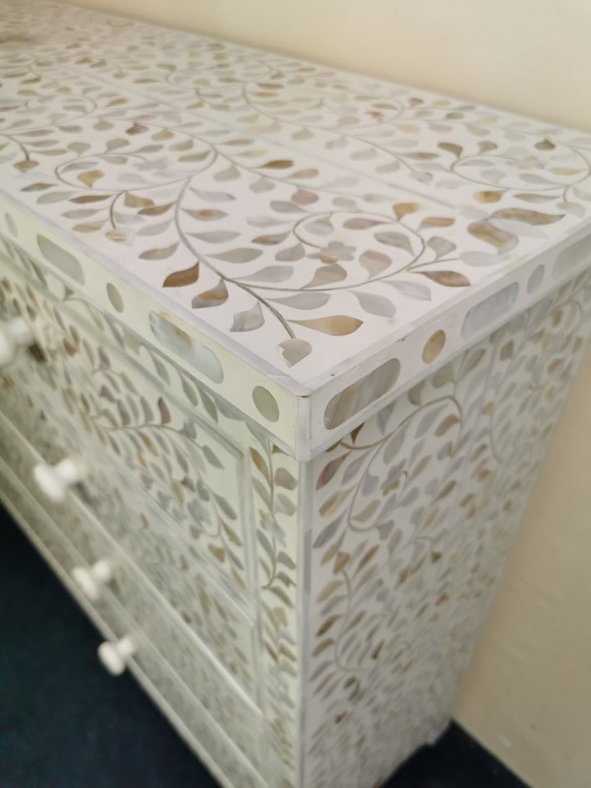 White Mother of Pearl wide chest of drawers | Iris Furnishing
